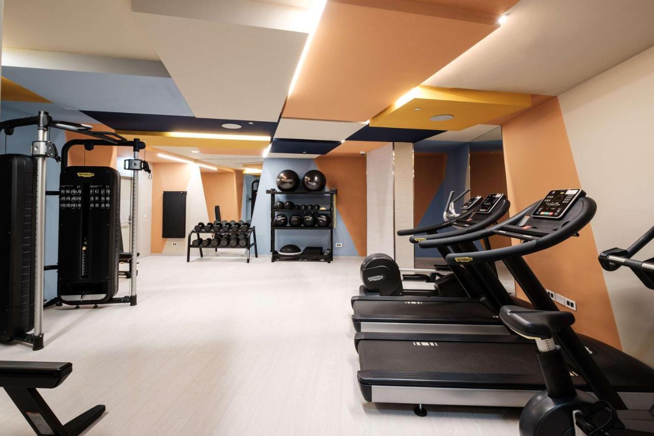 Hotel Hyatt Regency Malta San Giuliano Esterno foto The gym at the hotel